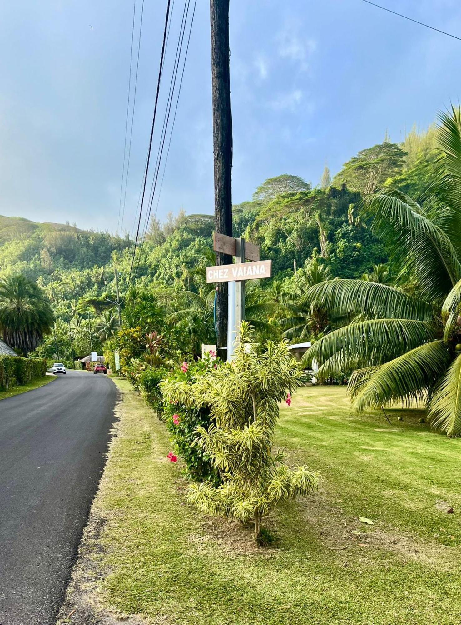 Chez Vaiana Bed & Breakfast Parea Exterior photo